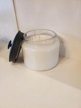 Load image into Gallery viewer, Coconut & Clover