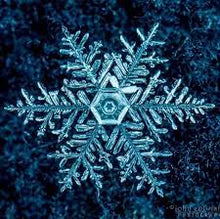 Load image into Gallery viewer, Snowflake